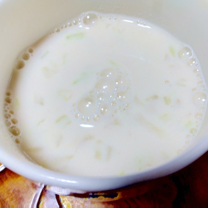 キャベツ豆乳スープ